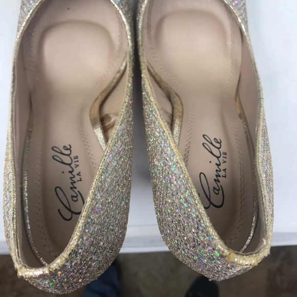 Camille La Vie Gold Sparkle Stilettos High Heels Pumps Sz 5.5 EUC